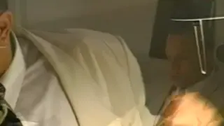 Грязные Бр студ дрочит член