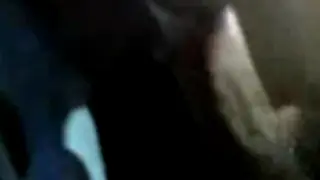 Ана Юв снймая док-пуси га сербский