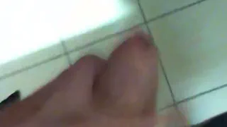 надрачивает 2
