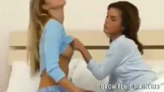 Брюнетки Лесбиянки Целуются И Лижут