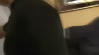 Татуированная зрелая блондинка отведать различные позы для секса