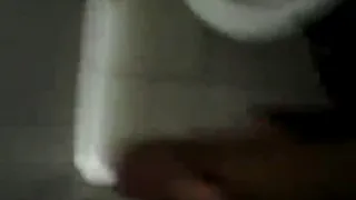 Общественный туалет кончил 2