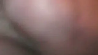 Вуайерист женщина раздевается