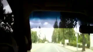 Чертовски горячая брюнетка