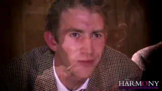 Видение гармонии наказывает молодая блудница Мелани