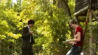 Два твинки Трахнуть в Лесу