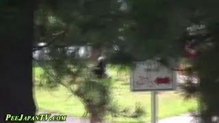Азиатские ссыт на публике