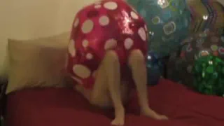 Взорвать шарик пляжа
