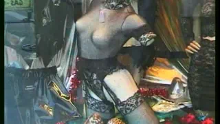 В секс-шопе