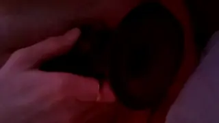 Домашний плотно 25 лет мамаша с помощью дилдо