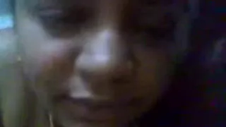 Дези Бхабхи Сима делает минет трахал