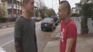 Сосать черный и белый жезлы