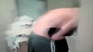 Мой 20 лет девушка мочиться тогда душ