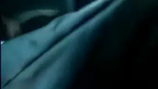Блондинка любит трахаться в машине 01