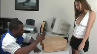 Большой черный член белая баба