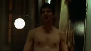 Близкие друзья гей горячие сцены