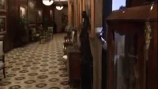 Блондинка девушка связана в рабстве и получает хуй сосать и не может получить достаточно