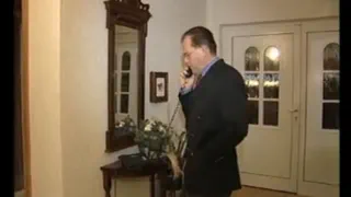 Молодая красотка получает дисциплинированный ее основные
