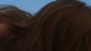 Четыре Японские Девушки Делят Один Член на Пляже