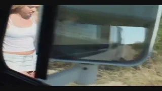 Трахает Тиффани в автобусе