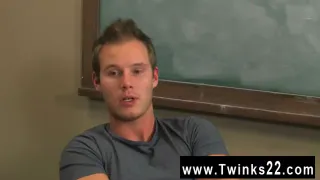 Хардкор гей Тайлер Эндрюс и Элайджа Белый играть в сдвиги из