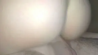 Скайлар Вокс снимает все это для душа