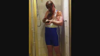 душ в лайкре