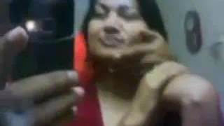 Дези бхабхи и девар наслаждаясь