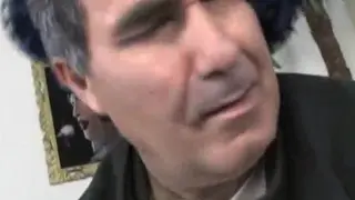 Темные кусочки мяса являются лучшими
