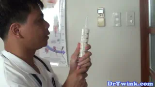 Азиатские твинк Мд получение клизму