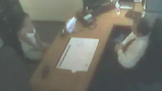 Босс трахает сотрудник откровенный фригидный акт реальные кадры нечестный секс фильм