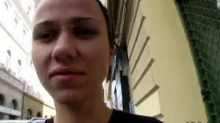 Красивая Чешская девушка Дениз Скай прокачивать и