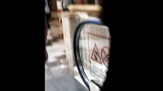 Мамаша в узких джинсах