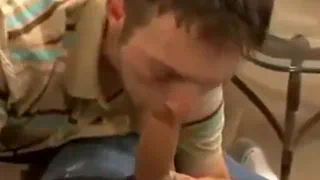 Ебли его друзья младший брат