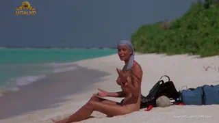 Бо Дерек голая - призраки не могут это сделать