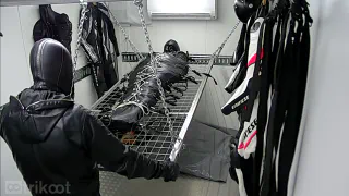 Кончаю с электро внутри кожаный мешочек