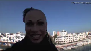 Ледибой перед гребаный сцены