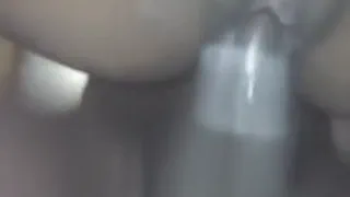 Мокрой сочной киской на черный член