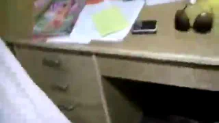 Девушка-студентка попадает на голого парня